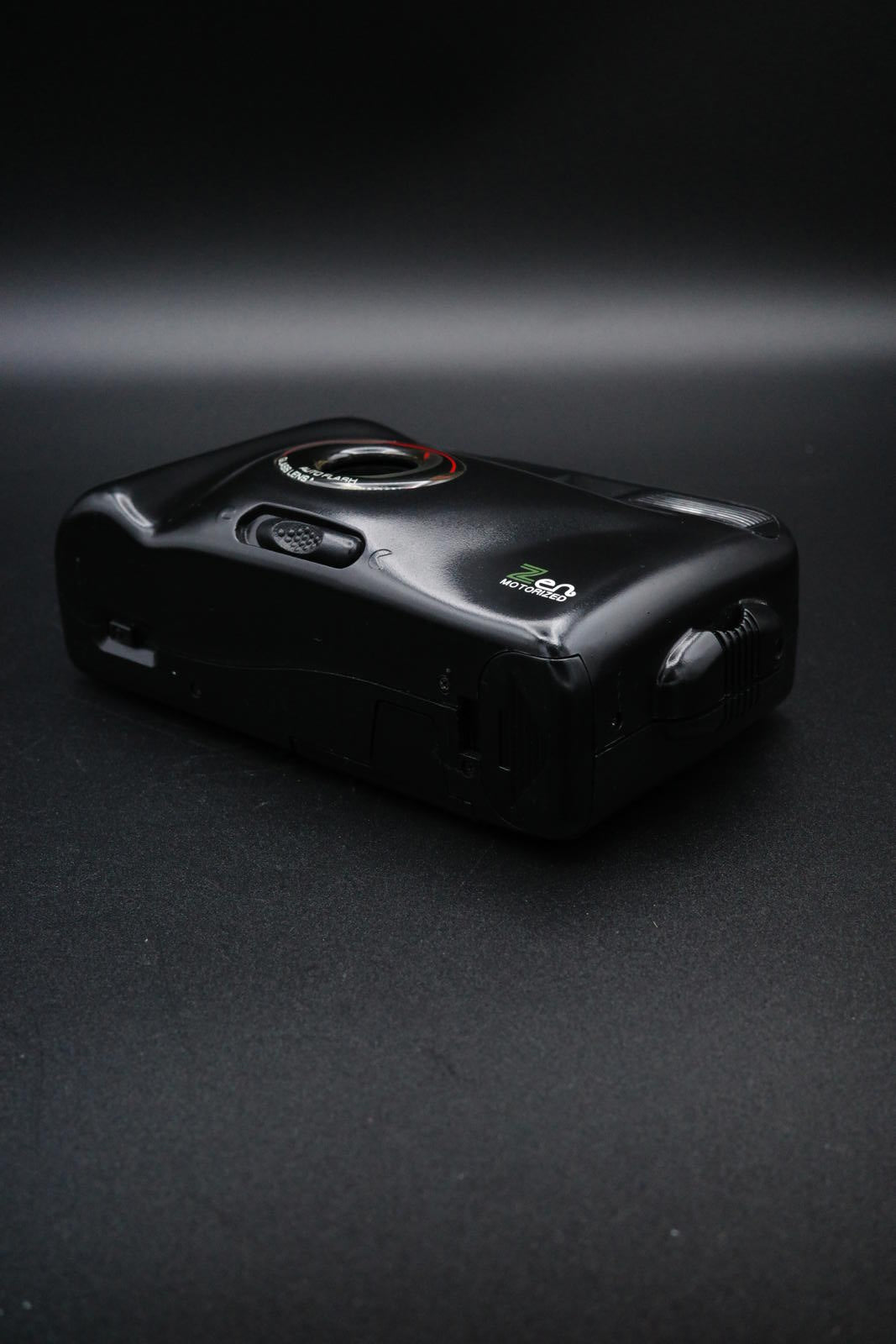 Canon nmatic DX Zen Motorized 35mm Vintage Point & Shoot Camera
