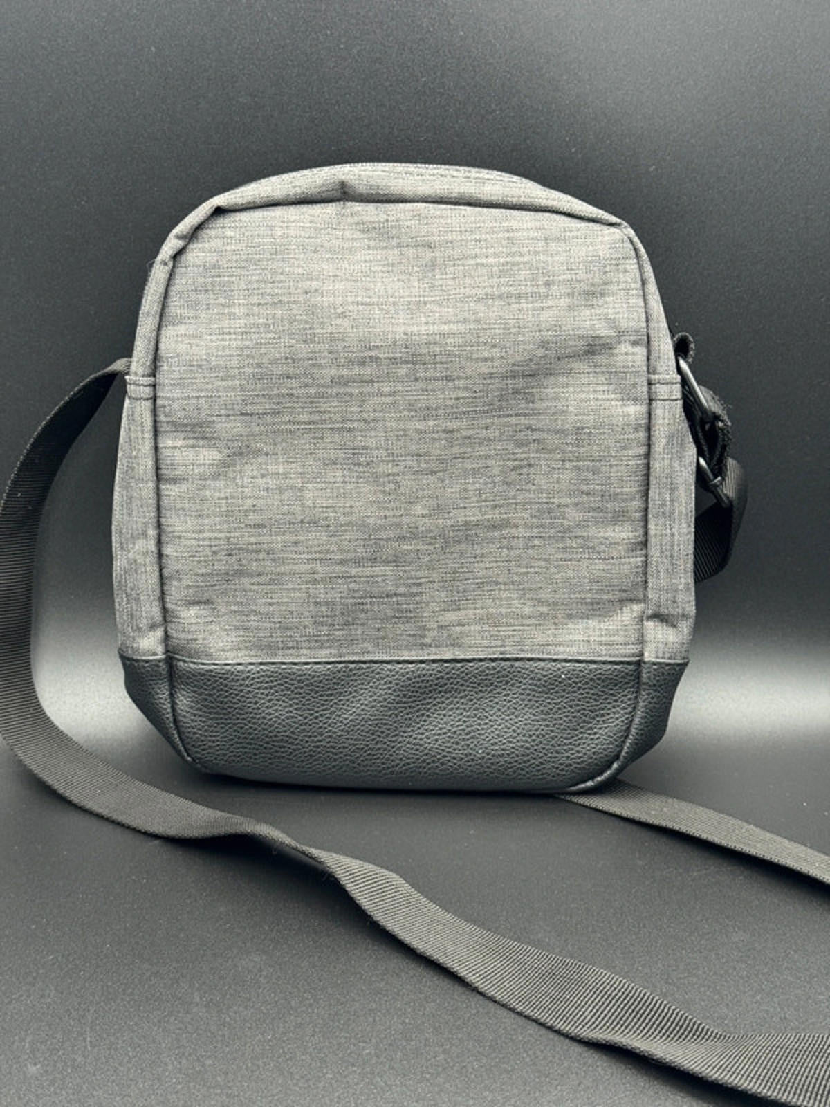 Firetrap men’s small crossbody bag - Like New
