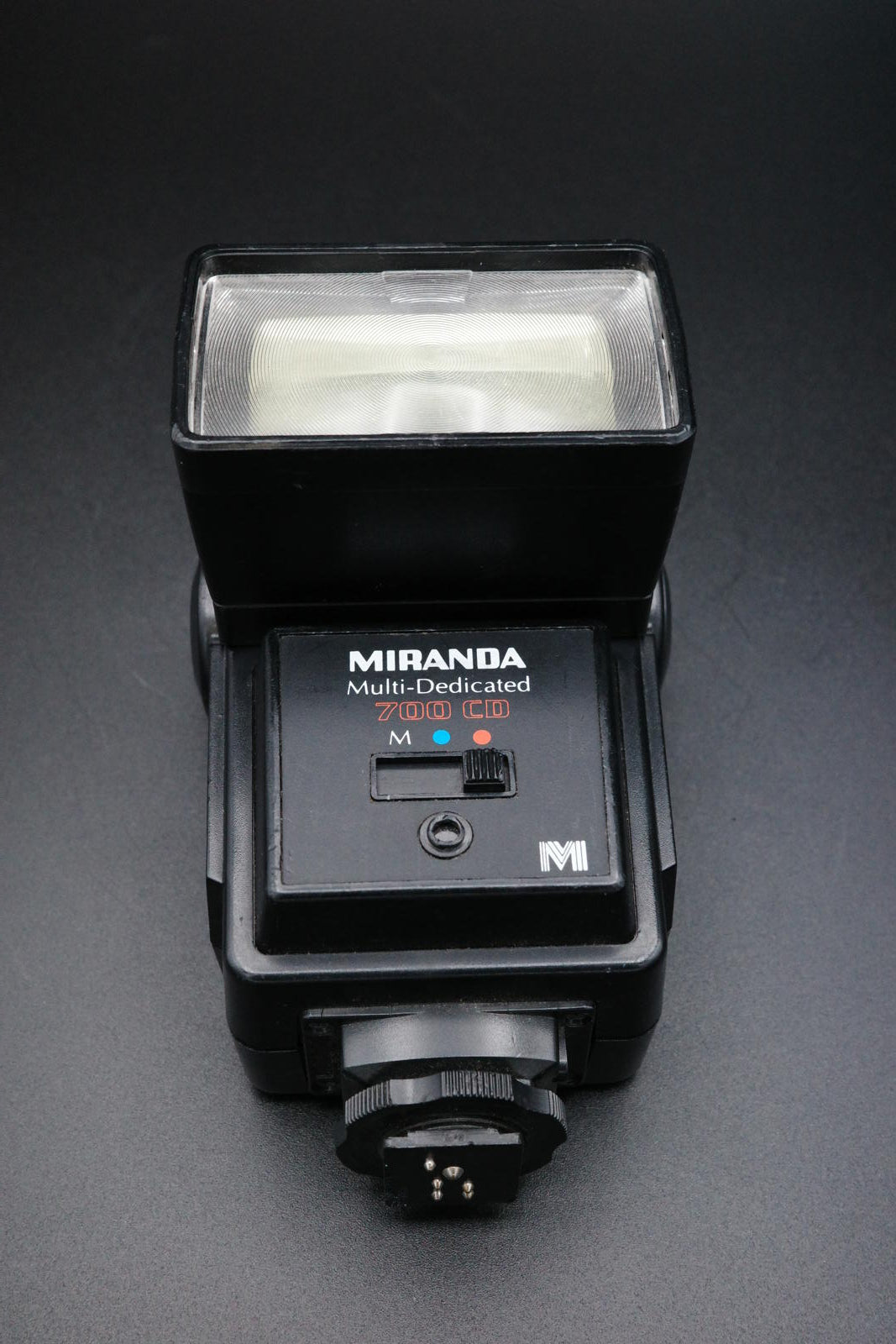 Vintage Miranda 700CD Multi Dedicated Flash Gun Fits Olympus Canon 35mm