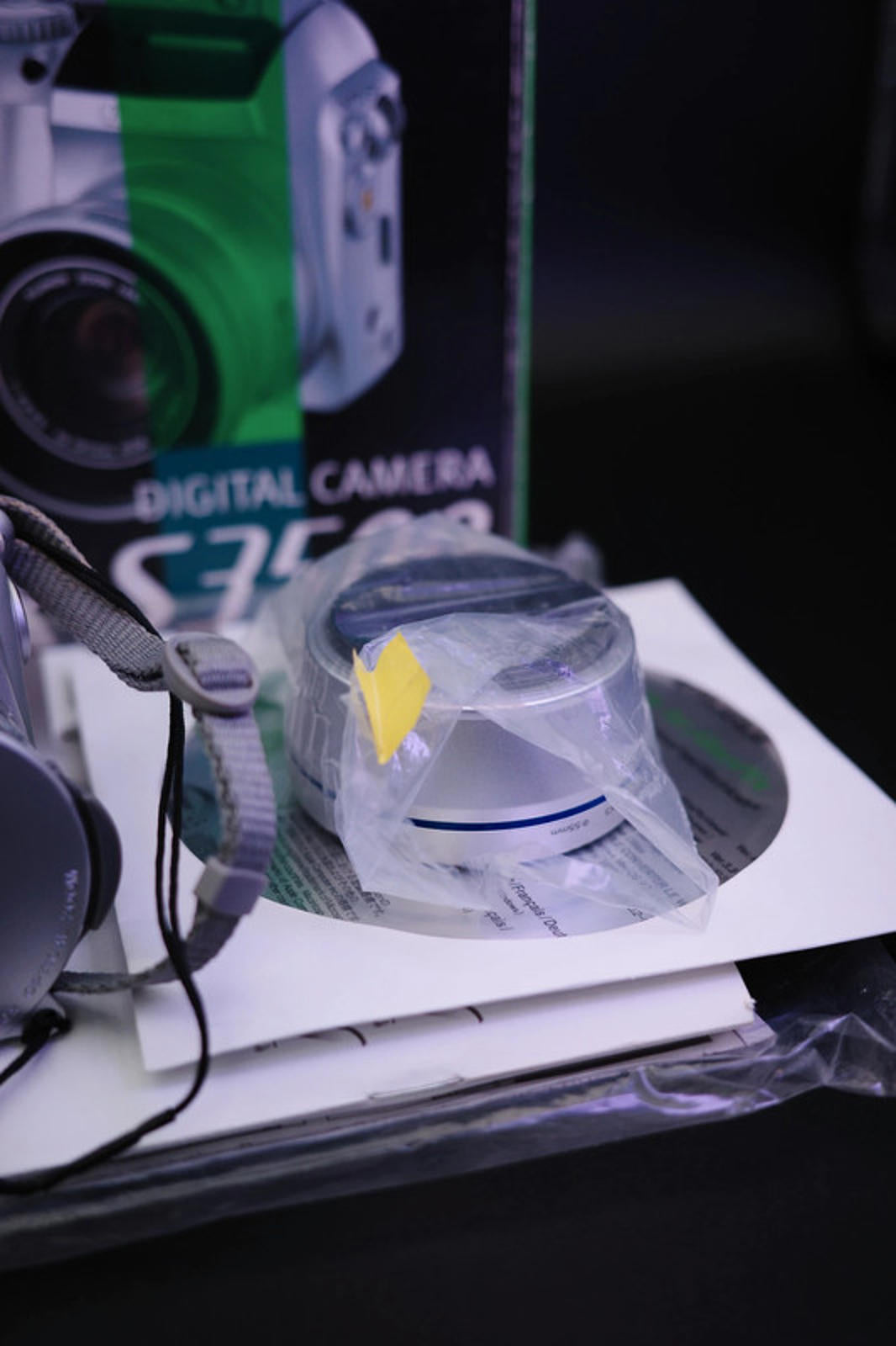 Fujifilm FinePix S3500 Digital Bridge Camera – Very Good Condition