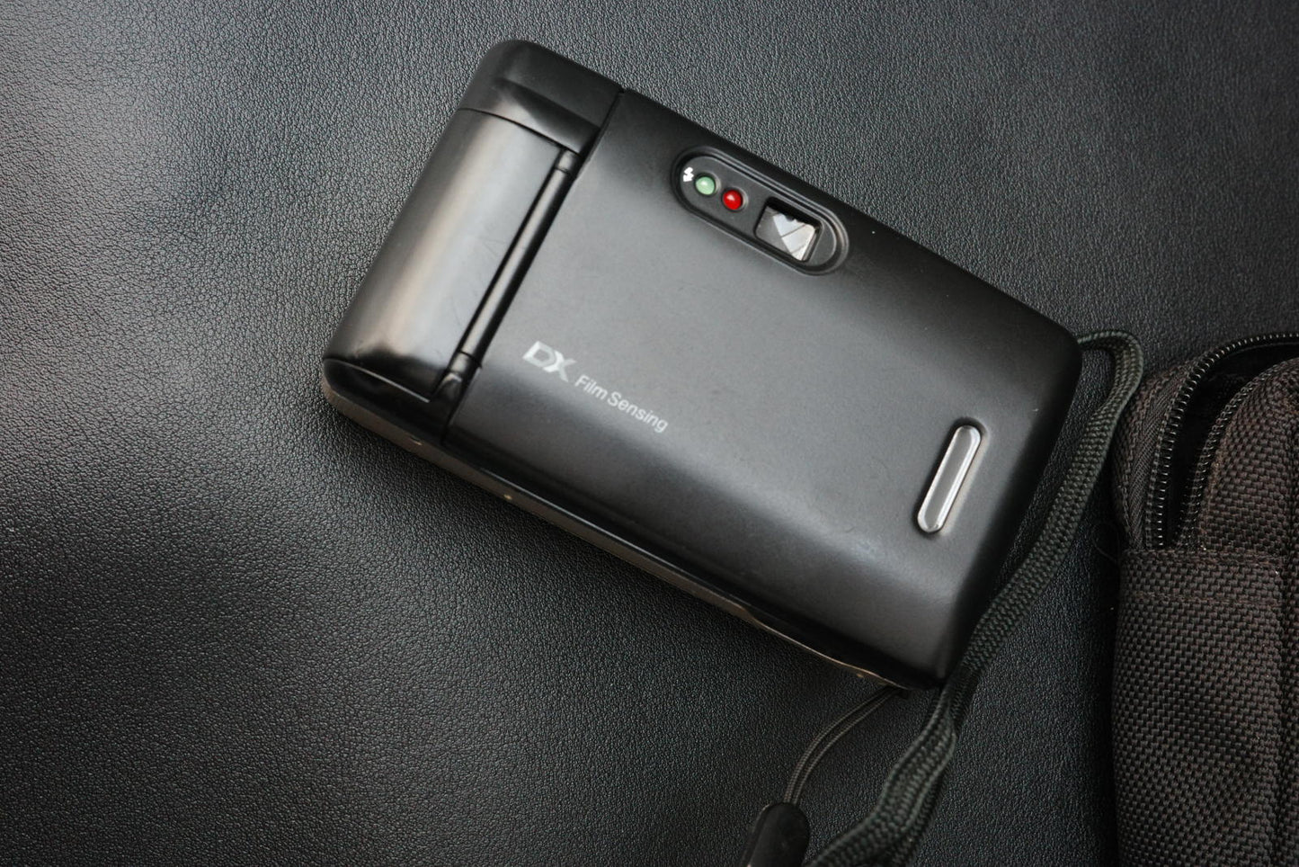 Halina Silhouette Sensor 35mm Film Camera Point & Shoot + Case - Fully Working