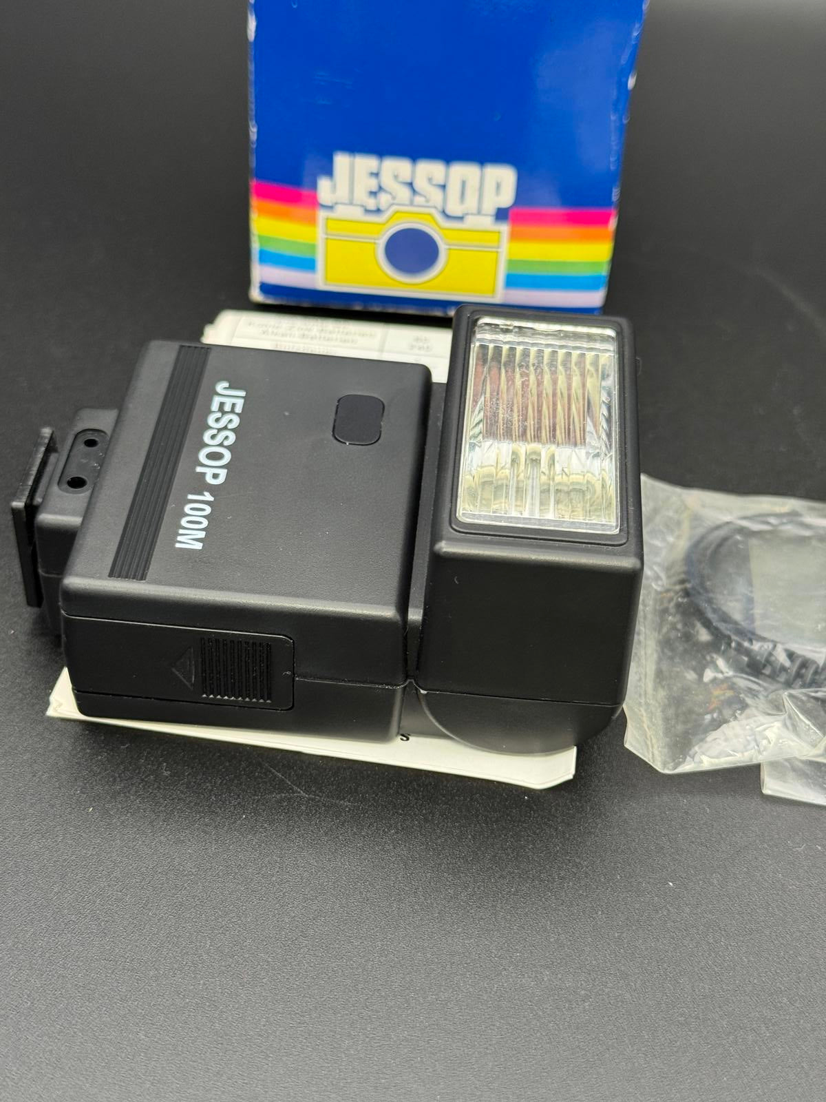 Jessops Model 100m Vintage (90's) Electronic Camera Flash Boxed & Fully Working