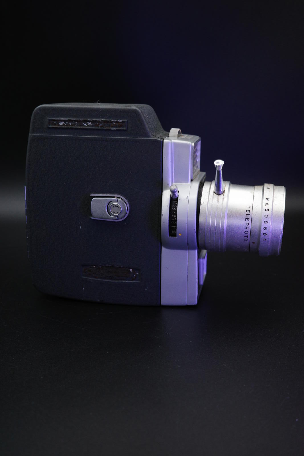 Jelcou 8 Zoom SE 8mm Camcorder – Vintage 1960's Home Movie Camera – Untested