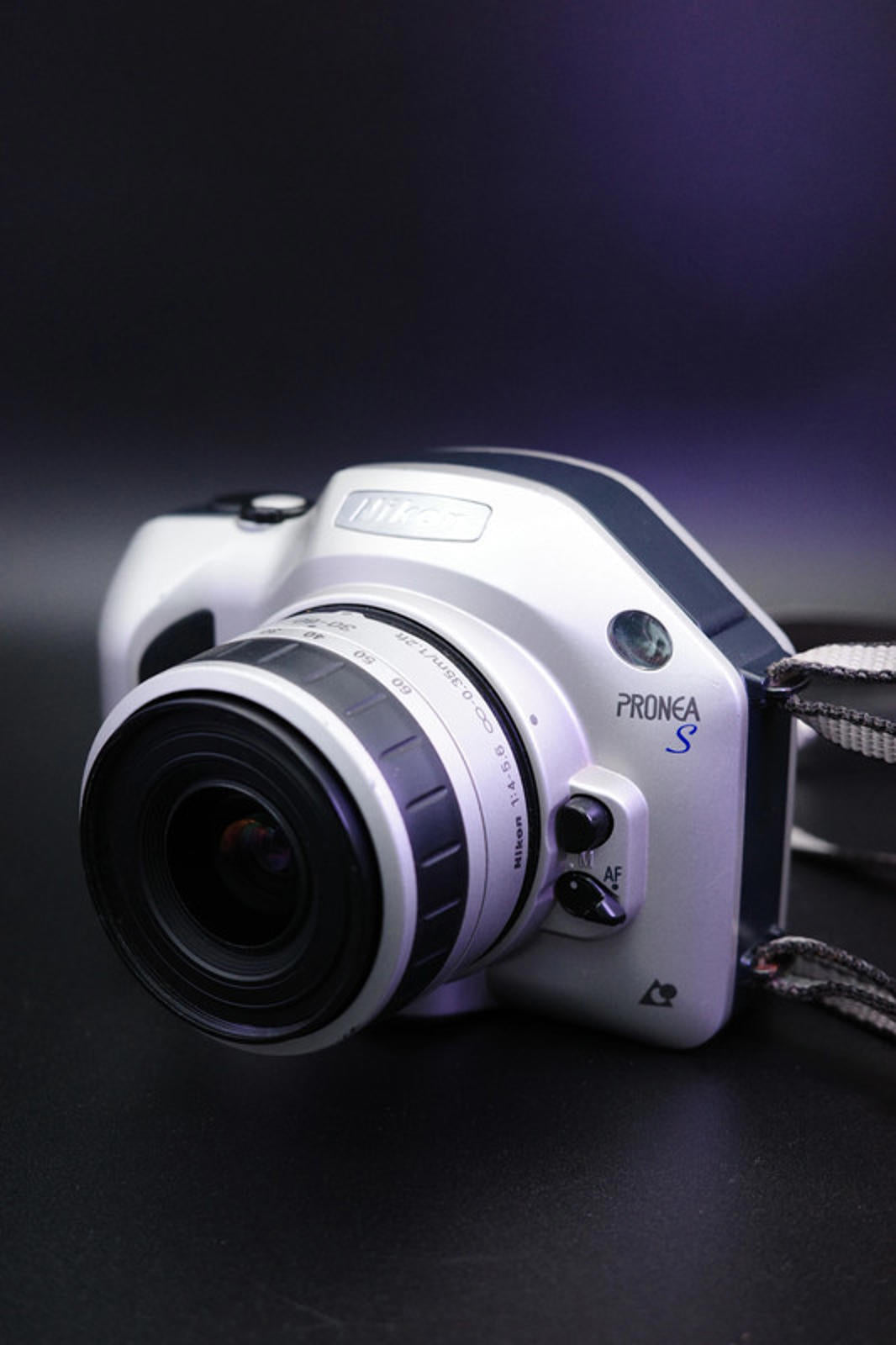 Nikon Pronea S APS 30-60mm Classic Autofocus Compact 90s Film Camera