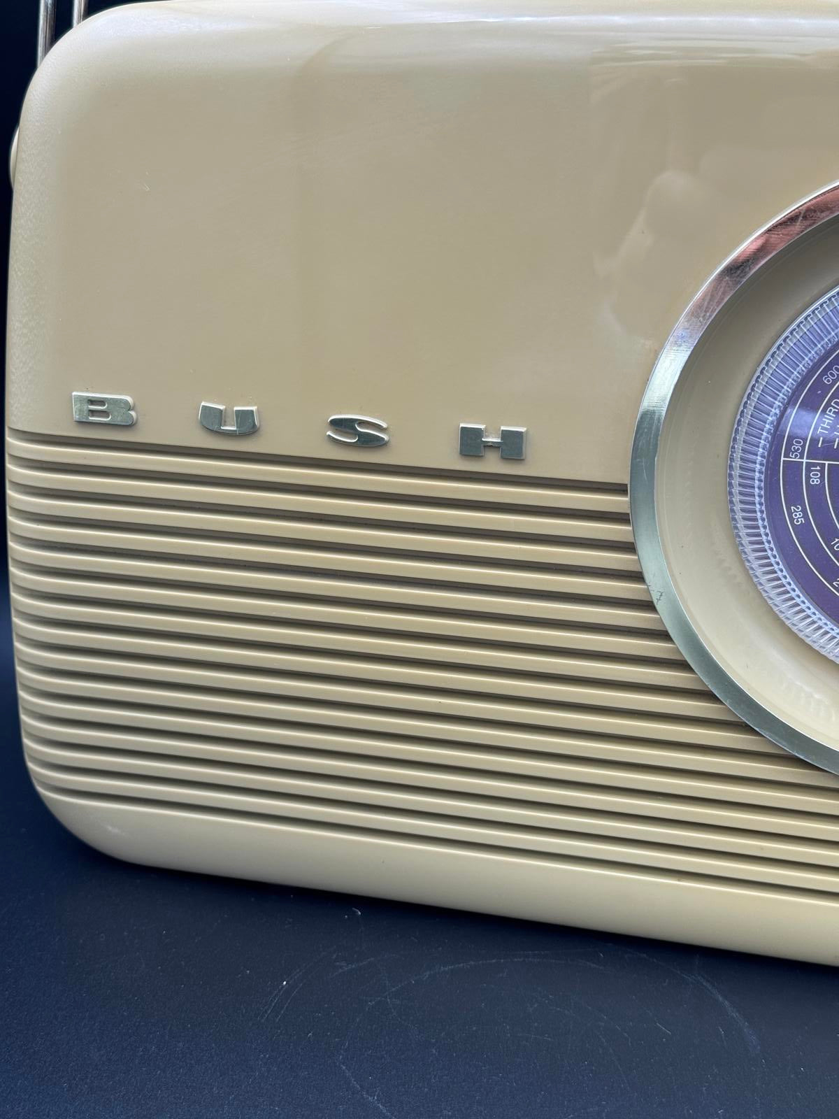 Vintage Bush Retro Radio (1997) TR82/97 - Tested & Working & Power Supply