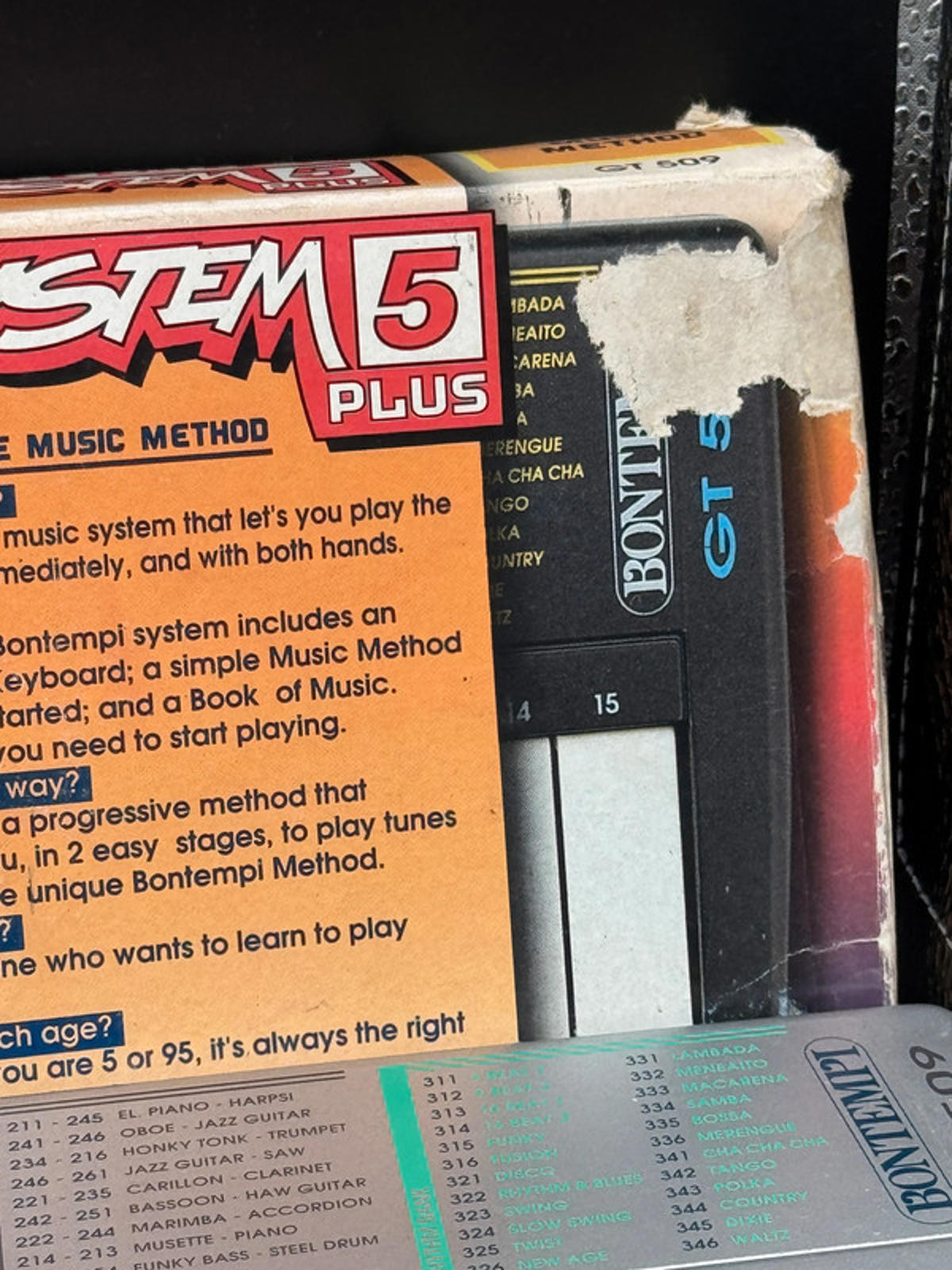 Bontempi System 5 Plus GT 509 Vintage 1990's Keyboard – 32 Keys – 8-Bit Sounds