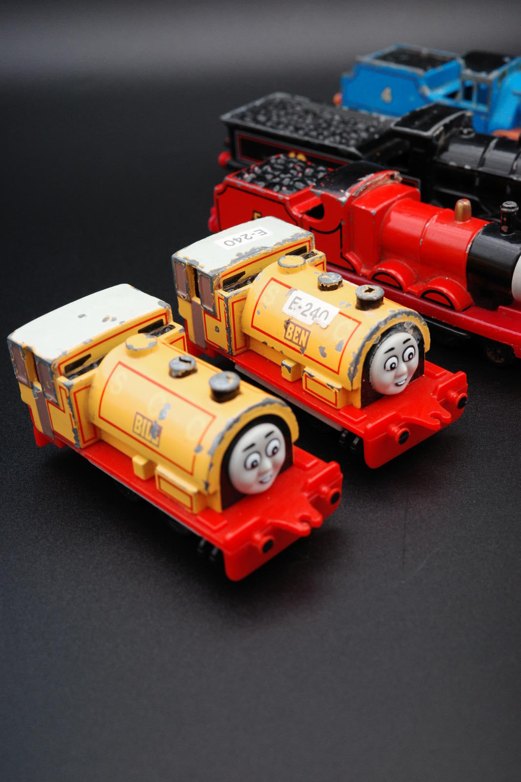 Vintage Thomas the Tank Engine ERTL Die Cast Mini Train Set - 5 Characters
