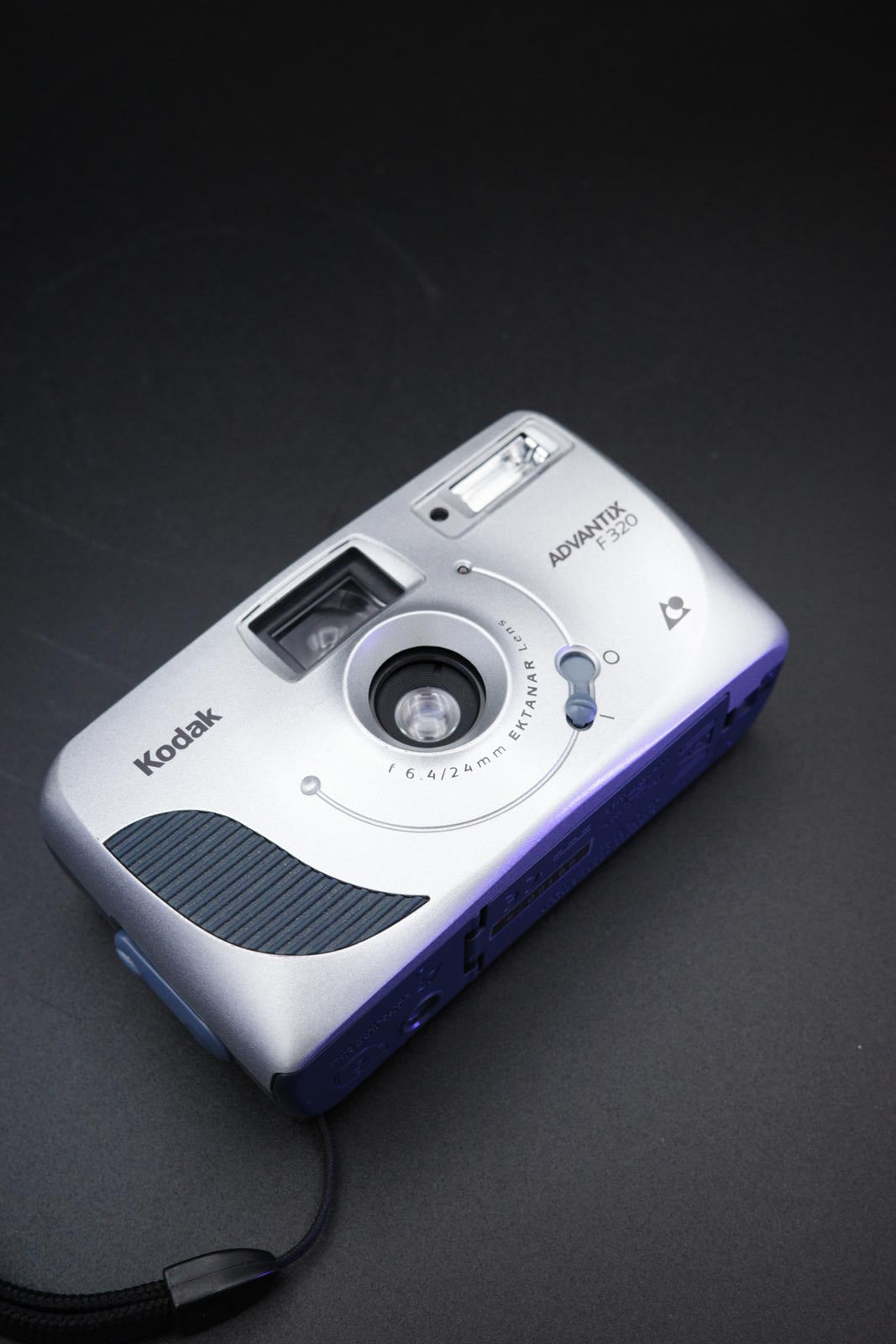 Kodak Advantix F320 APS Compact Film Camera – Good Working Condition
