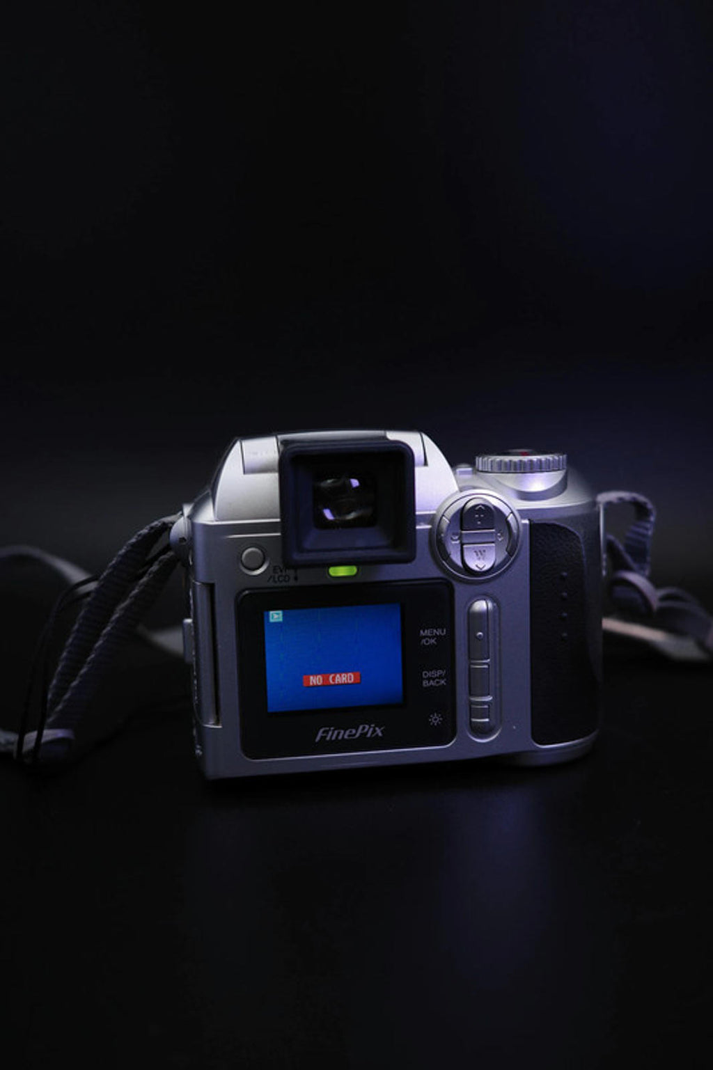 Fujifilm FinePix S3500 Digital Bridge Camera – Very Good Condition
