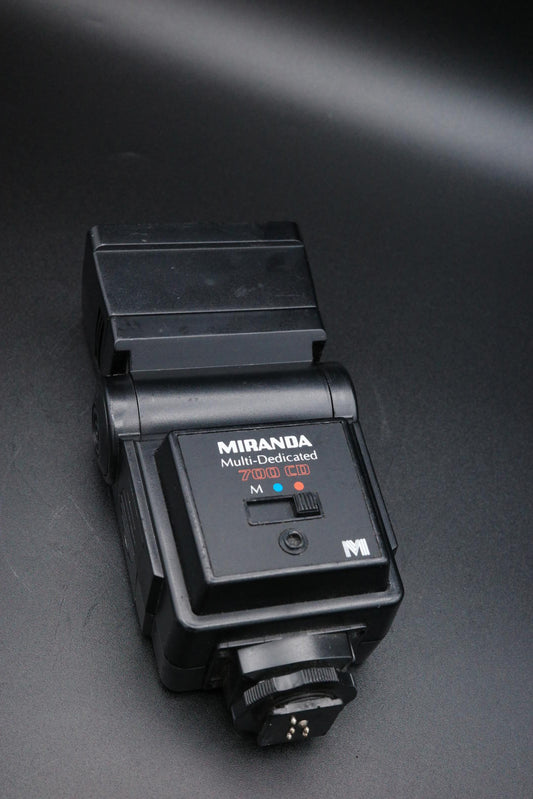 Vintage Miranda 700CD Multi Dedicated Flash Gun Fits Olympus Canon 35mm